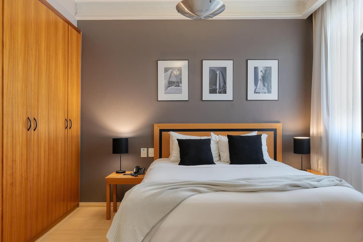 Superior Room, 1 Double Bed | Minibar, in-room safe, desk, blackout drapes