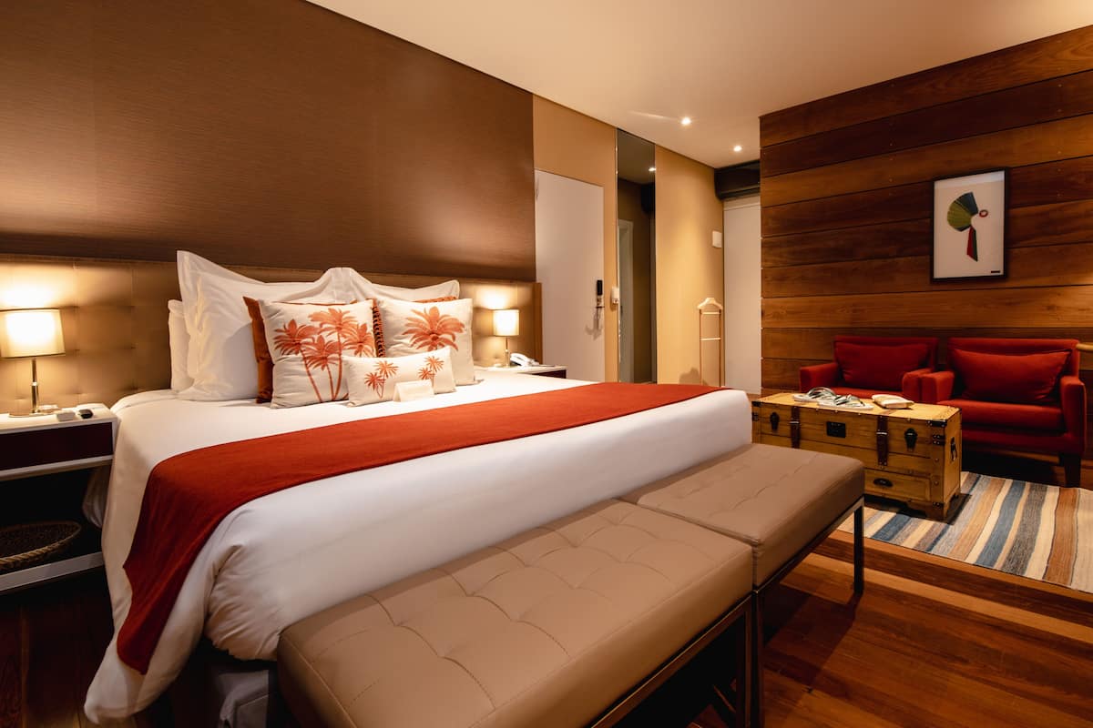 Suíte Master | Premium bedding, pillowtop beds, minibar, in-room safe