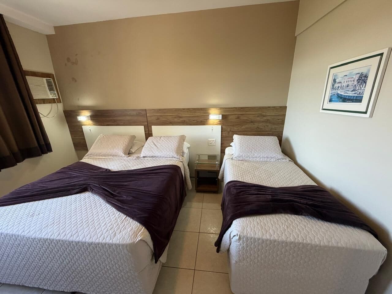 Family Triple Room, Multiple Beds | Minibar, desk, WiFi (free), bed sheets