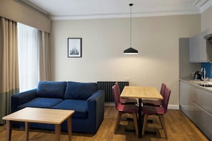 Studio, 1 King Bed