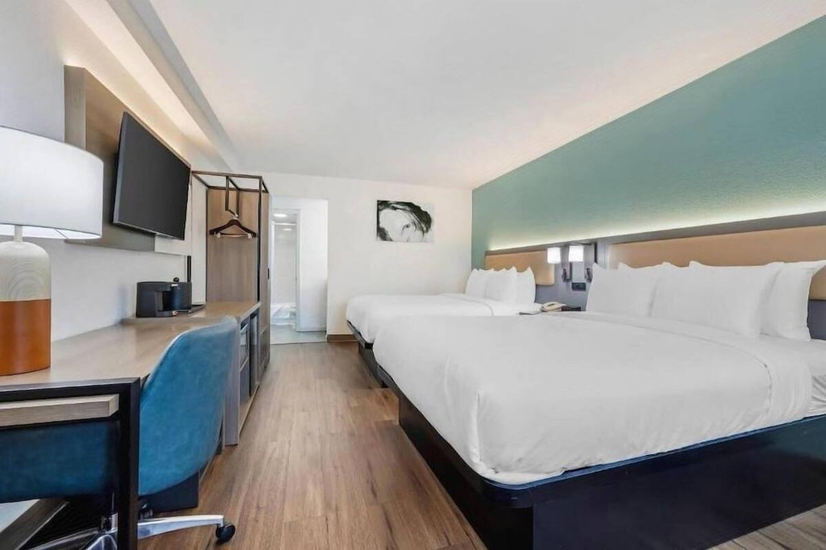 In-room safe, desk, laptop workspace, blackout drapes