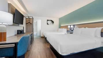 Standard Room, 2 Queen Beds, Non Smoking | Bathroom | Combined shower/bathtub, towels