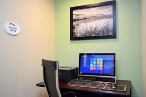 Business center - Baymont by Wyndham Pierre (Pierre)