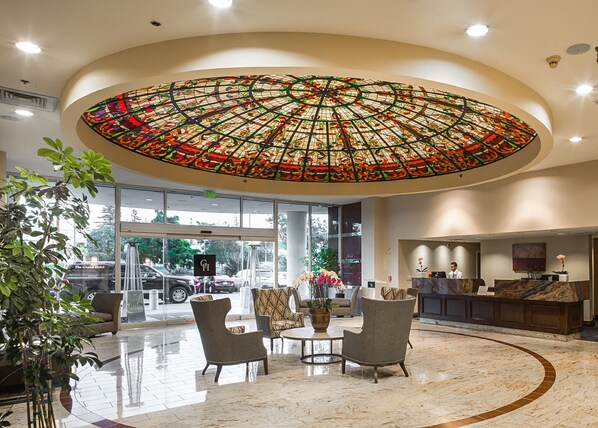 Lobby - The Grand Hotel (Sunnyvale)