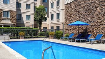 Seasonal outdoor pool