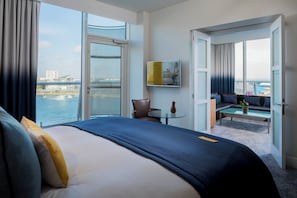 Suite, 1 Bedroom, Harbor View | Hypo-allergenic bedding, in-room safe, desk, soundproofing