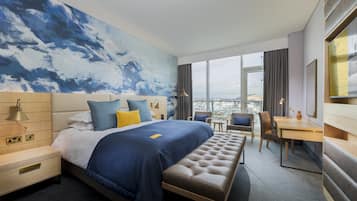 Camera Standard, 1 letto king, balcone (Mid Floor) | Biancheria da letto ipoallergenica, una cassaforte in camera