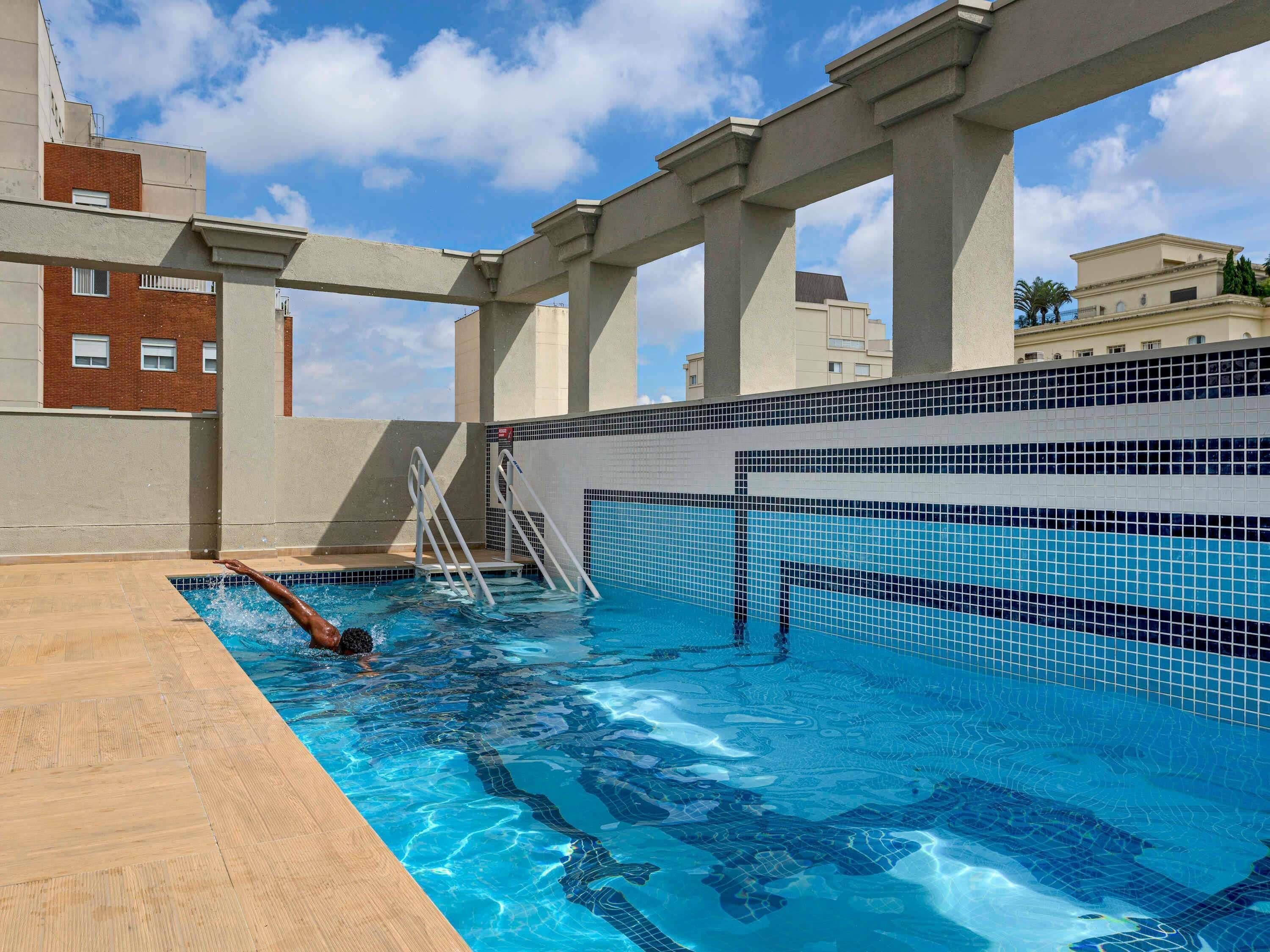 Outdoor pool, pool loungers