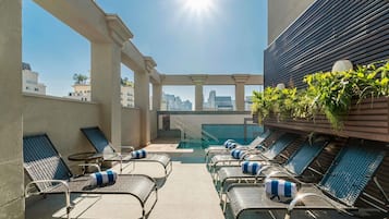 Outdoor pool, pool loungers
