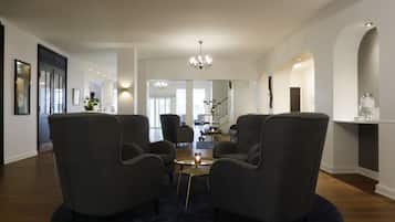 Sala de estar en el lobby