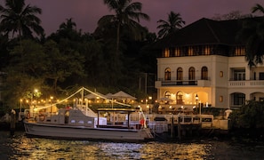 Dock