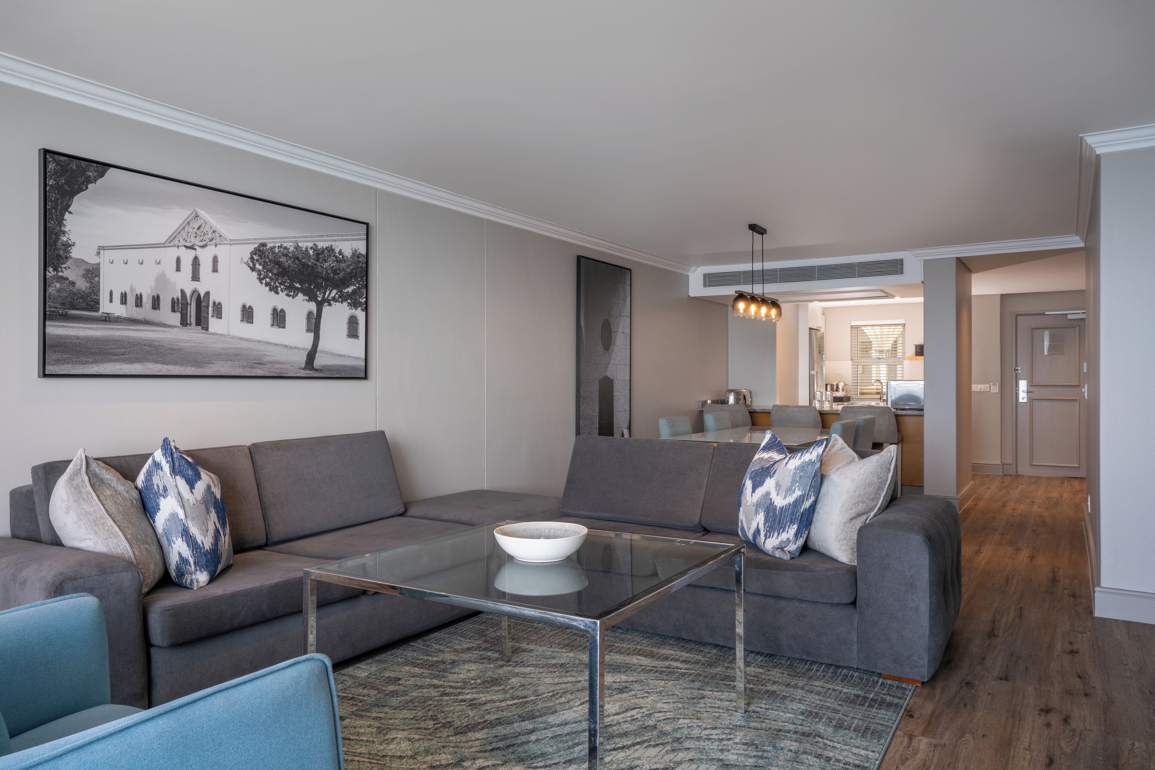 presidential suite, balcony, ocean view | minibar, in-room safe, desk, laptop workspace