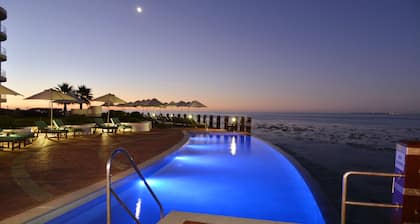 Radisson Collection Hotel, Waterfront Cape Town