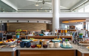 Esmorzar diari d'estil bufet (355 ZAR per persona) 