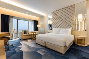 Minibar, in-room safe, desk, laptop workspace - The Diplomat Radisson BLU Hotel, Residence & Spa (Manama)