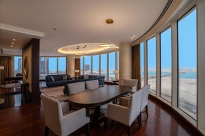 Minibar, in-room safe, desk, laptop workspace - The Diplomat Radisson BLU Hotel, Residence & Spa (Manama)