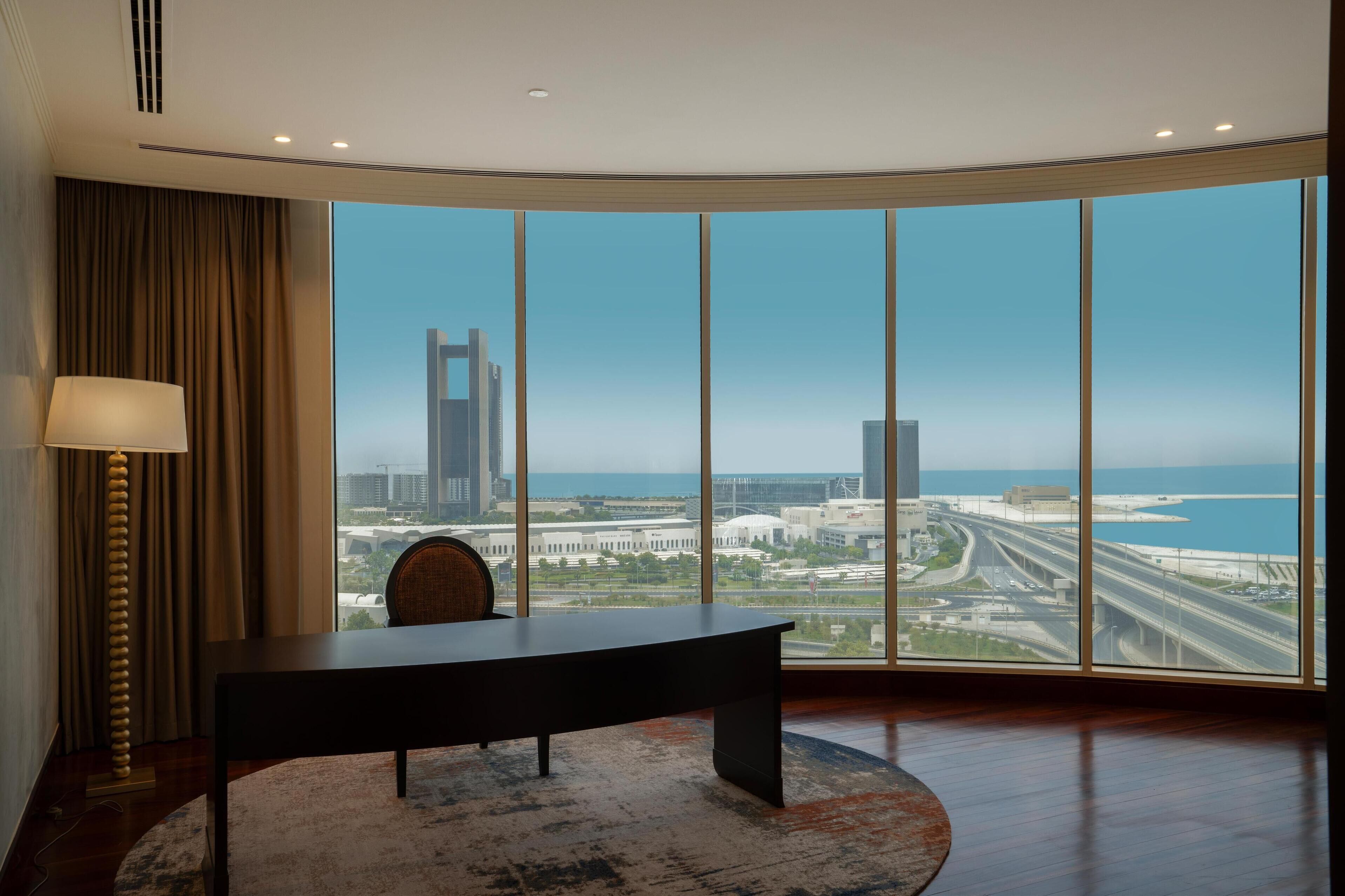 1 bedroom, minibar, in-room safe, desk