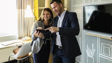 In-room safe, desk, laptop workspace, free WiFi