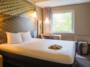 1 bedroom, in-room safe, desk, free WiFi