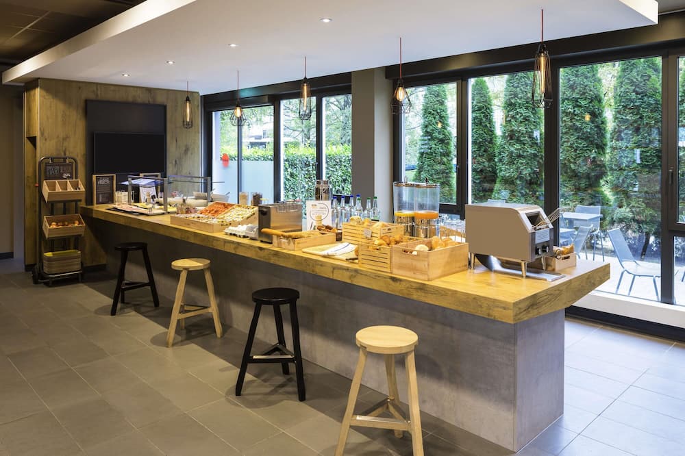 ibis Zurich Messe-Airport