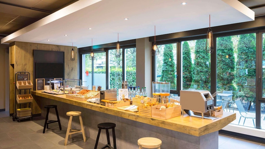 ibis Zurich Messe-Airport