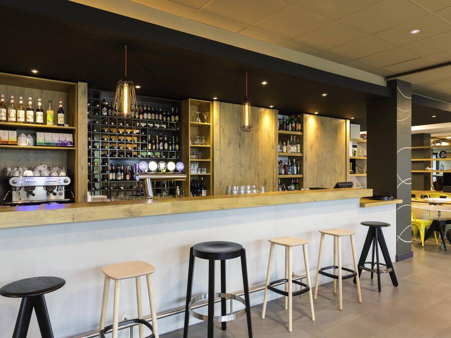 Bar (en la propiedad)