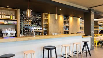 ์ ์ฌ ์์ฌ ๋ฐ ์ ๋
์์ฌ ์ ๊ณต, ์ง์ญ ํน์ ์๋ฆฌ