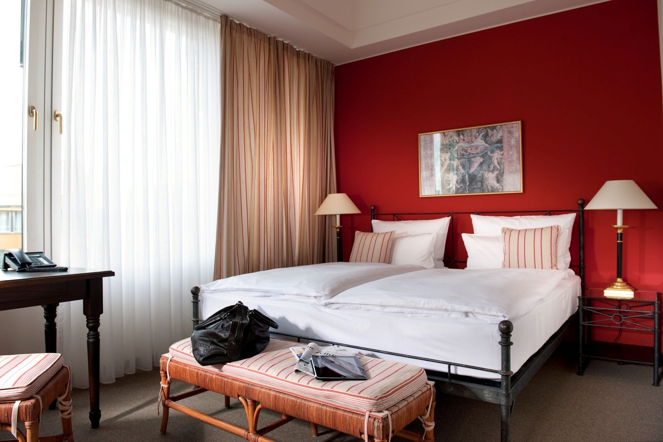 business room | premium bedding, pillow-top beds, minibar, in-room safe