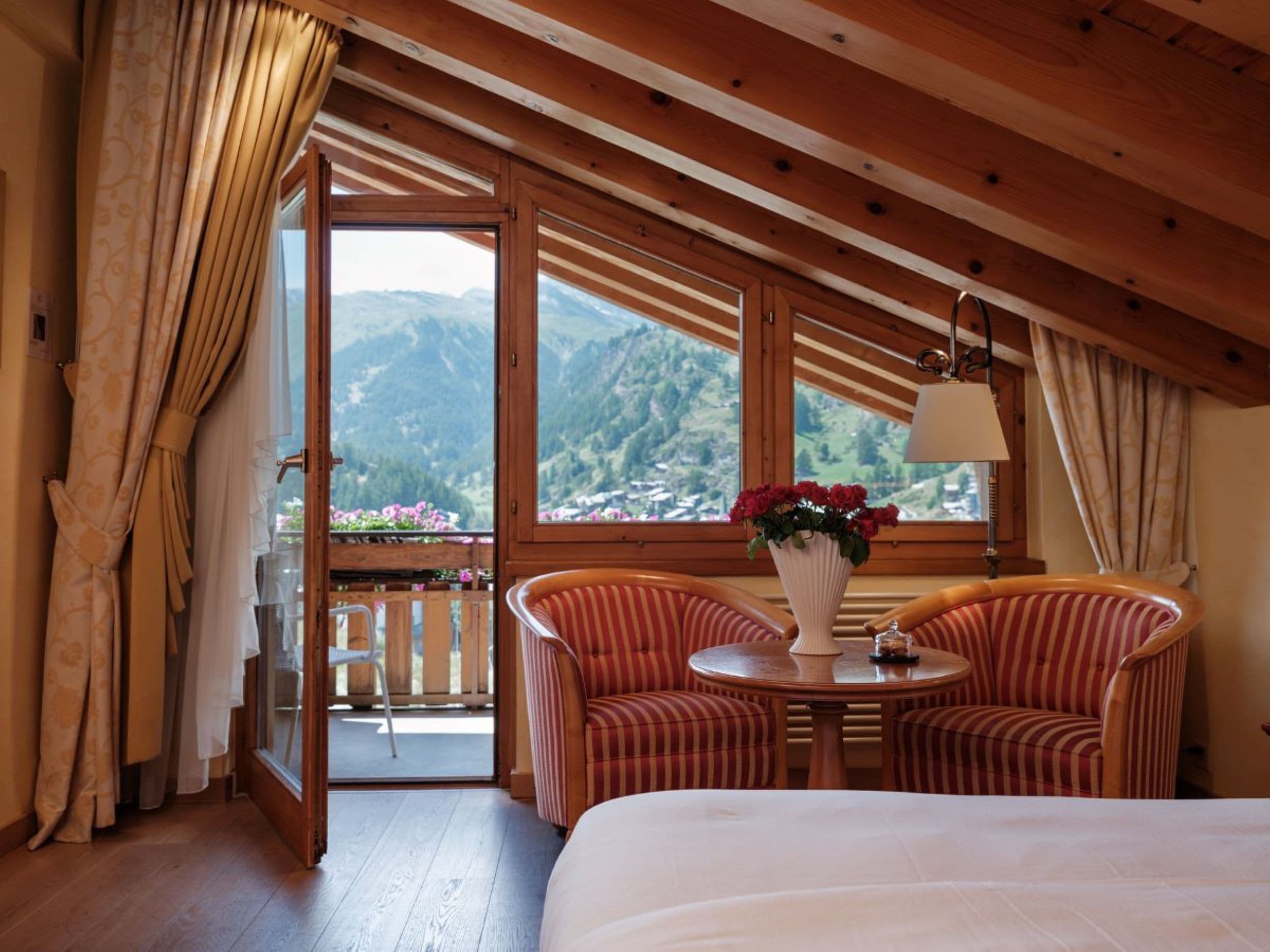 double room charme with matterhorn view | 1 bedroom, premium bedding, pillow-top beds, minibar