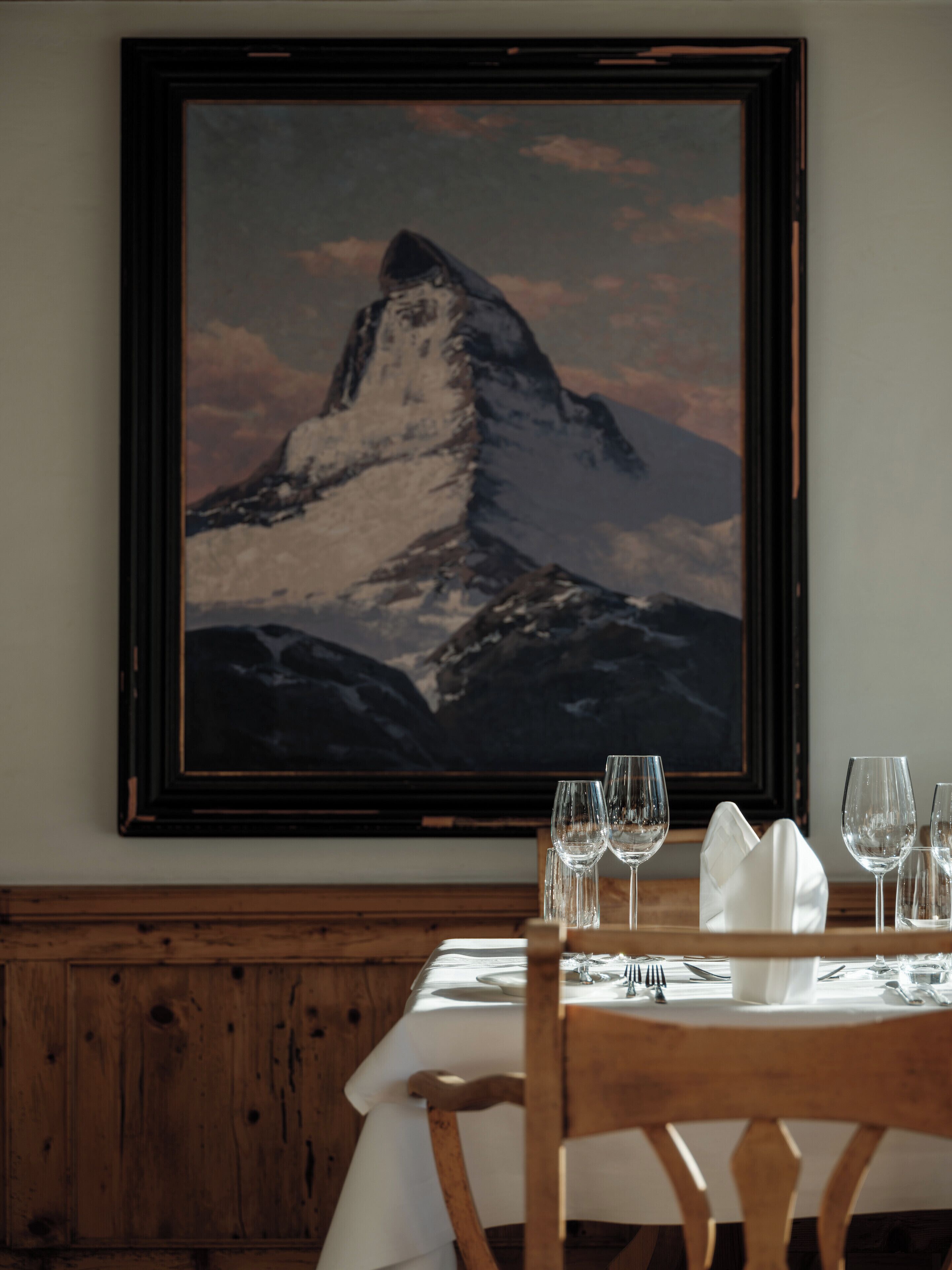 breakfast, lunch, dinner served; french cuisine