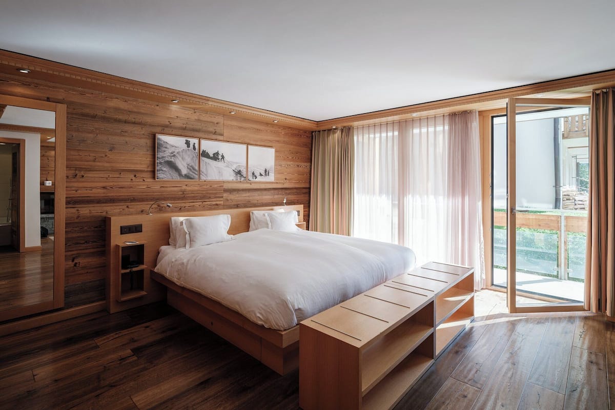 Junior Suite Style | Premium bedding, pillowtop beds, minibar, in-room safe
