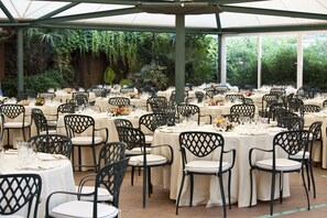 Outdoor banquet area - Hotel Continental Ischia (Ischia)