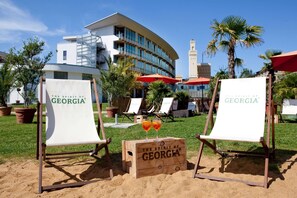 Private beach, beach bar, rowing