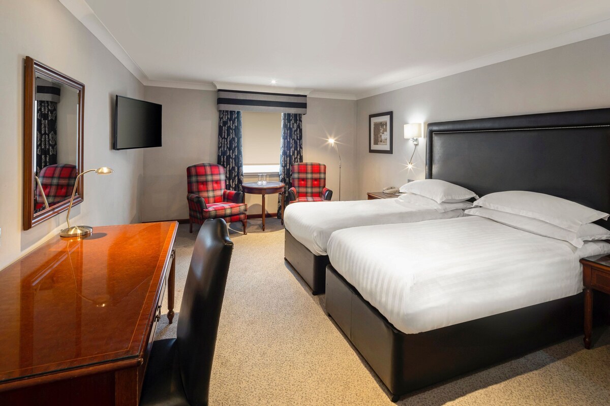 Holyrood Hotel