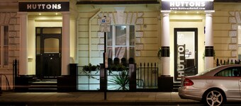 Huttons Hotel, Victoria London