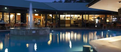 Outdoor pool, pool umbrellas, sun loungers