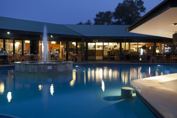 Outdoor pool, pool umbrellas, sun loungers