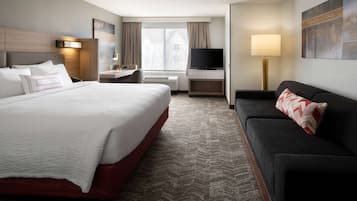 Egyptian cotton sheets, premium bedding, pillowtop beds, desk