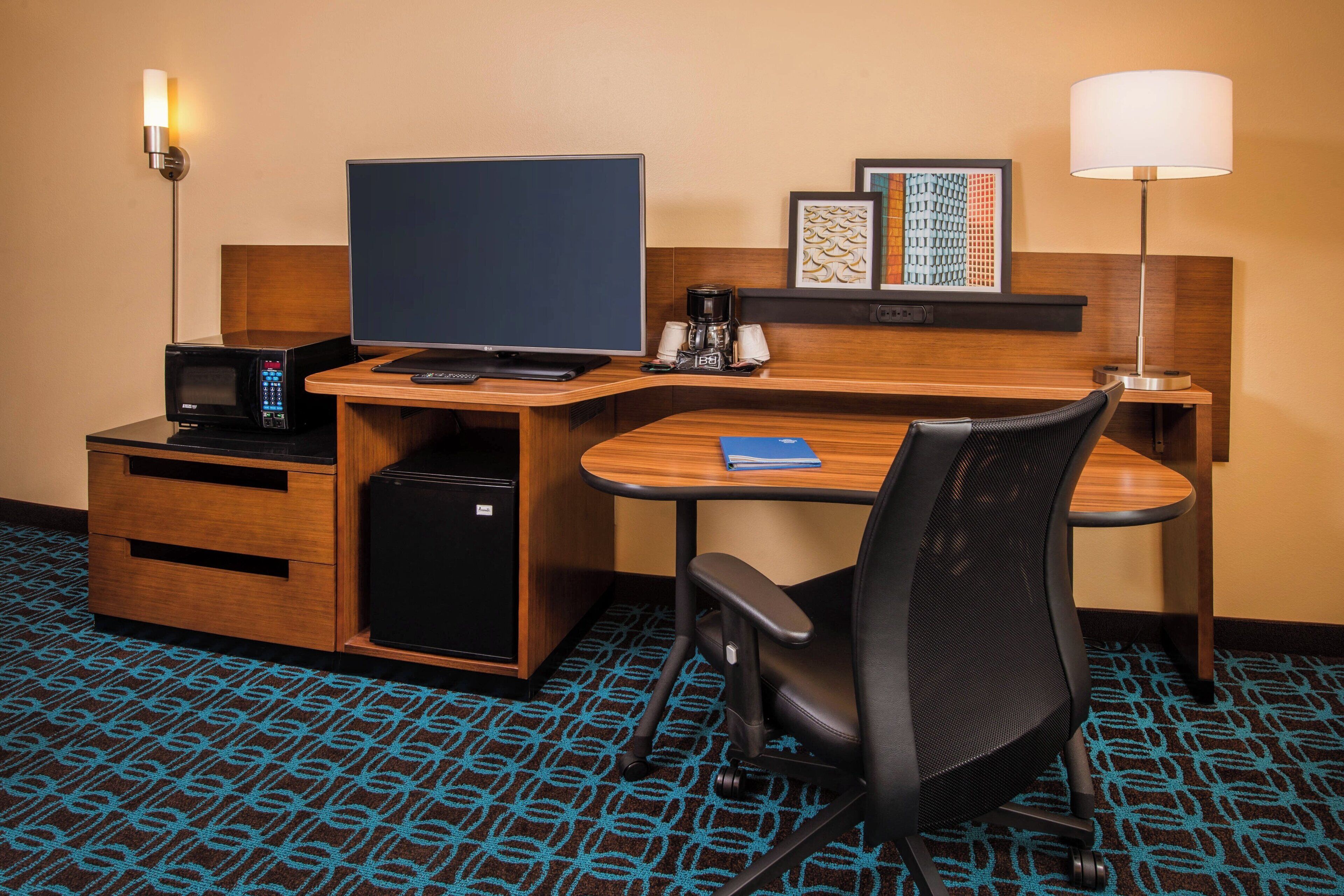 Arbejdsområde til bærbare computere, mørklægningsgardiner, lydisolering