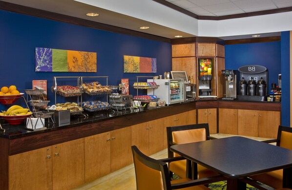 Free daily buffet breakfast