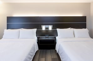 1 bedroom, in-room safe, desk, laptop workspace