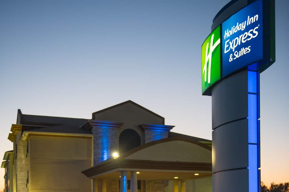 luxury hotels in Perrysburg, Oh