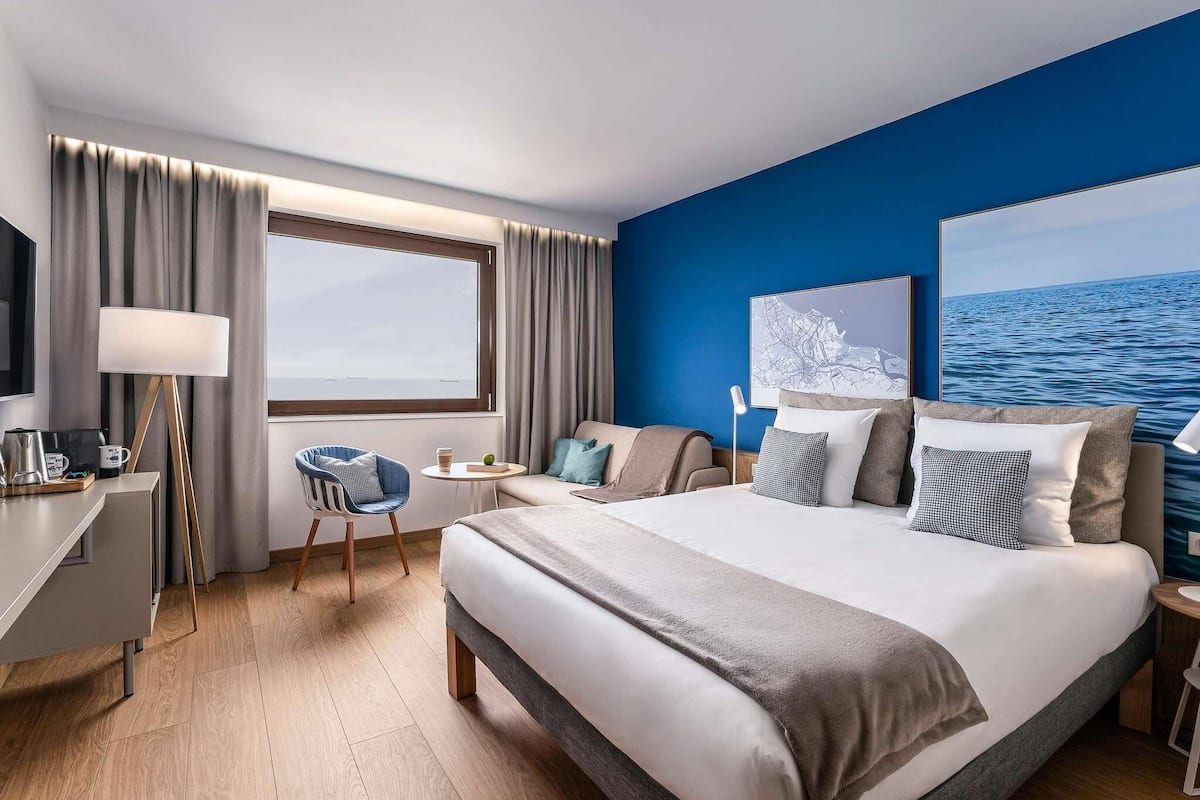 Superior Room, 1 Queen Bed with Sofa bed (A/C on the highest floor) | Desk, laptop workspace, blackout drapes, soundproofing