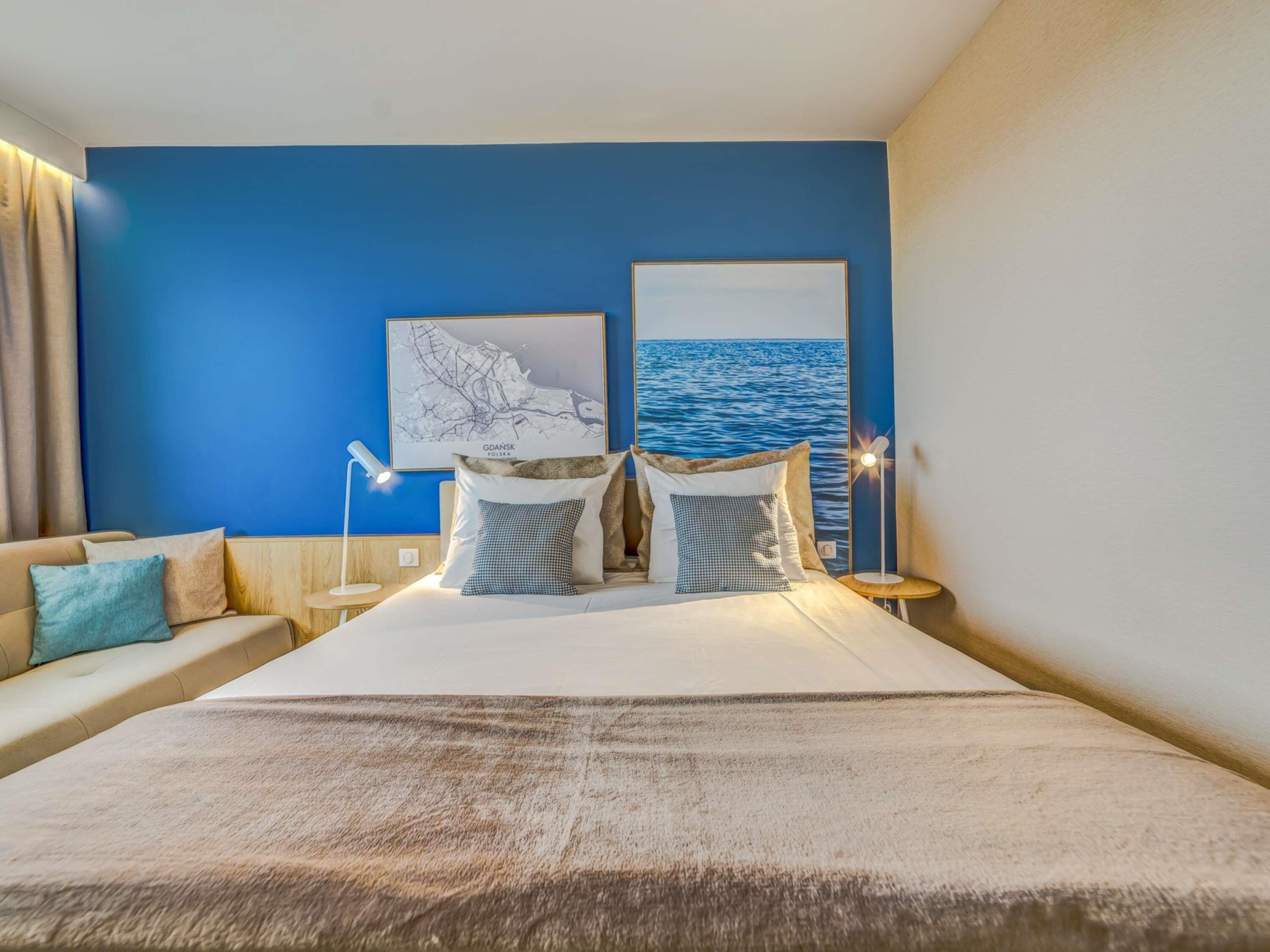 Superior Room, 1 Queen Bed, Sea View (A/C)