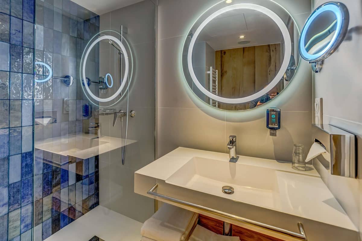 Desk, laptop workspace, blackout drapes, soundproofing