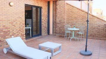 Apartamento superior, terraza | Terraza o patio