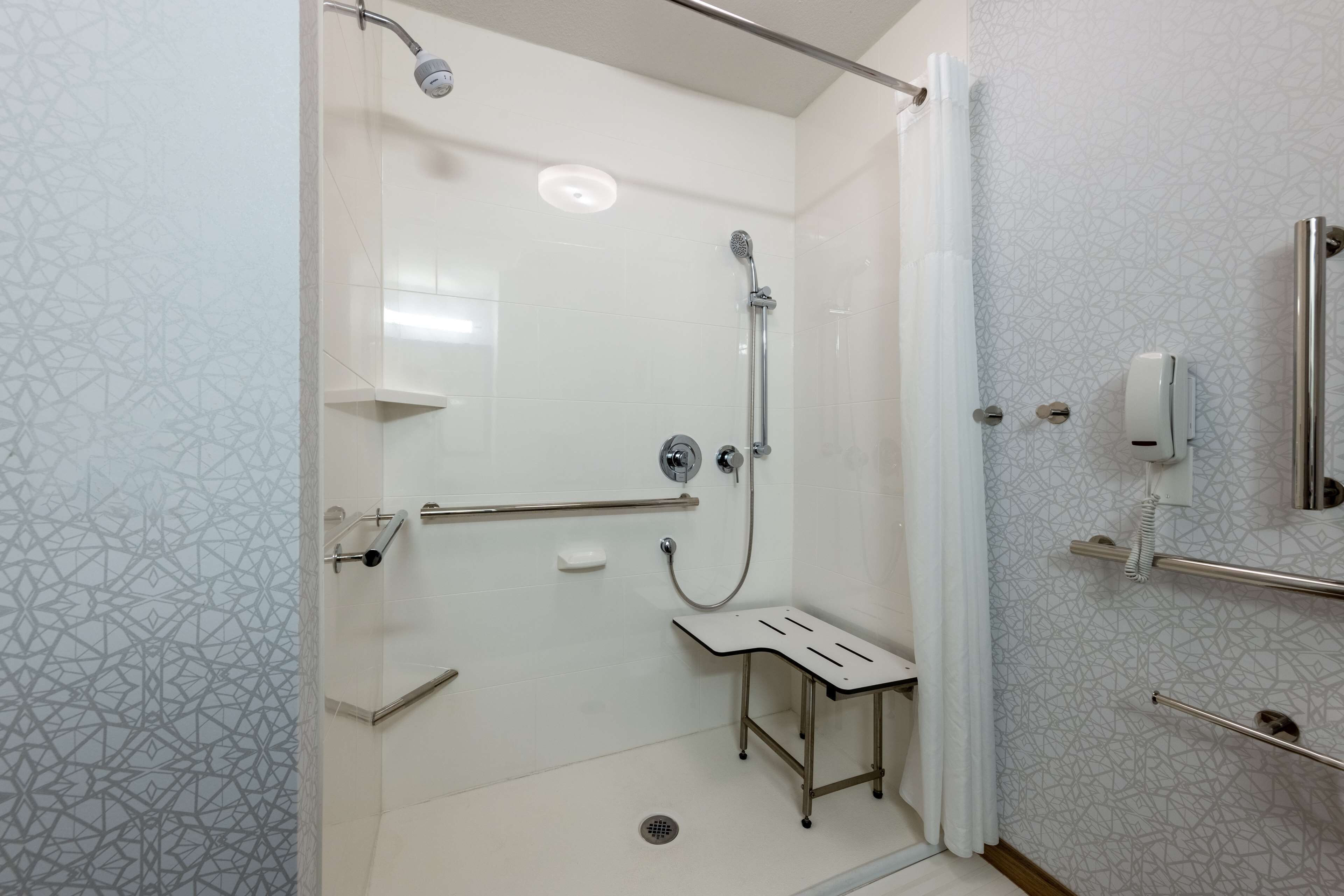 room, 1 king bed, accessible (hearing) | bathroom shower