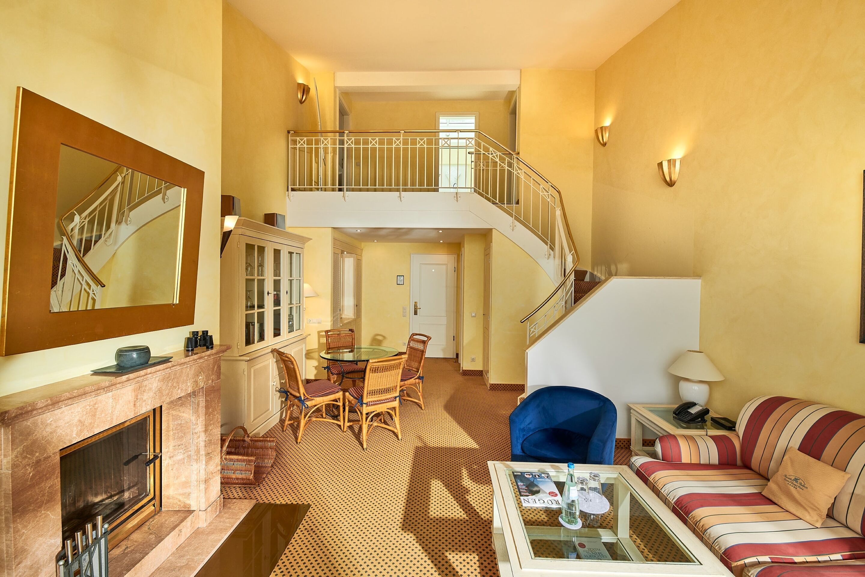 signature penthouse, 2 bedrooms (maisonette) | living area | 31-inch flat-screen tv with cable channels, tv