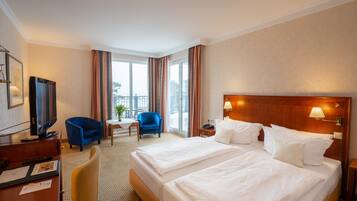 Baltic Deluxe mit Dachterrasse | Allergikerbettwaren, Minibar, Zimmersafe, Schreibtisch