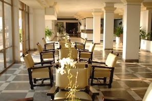 Sala de estar en el lobby